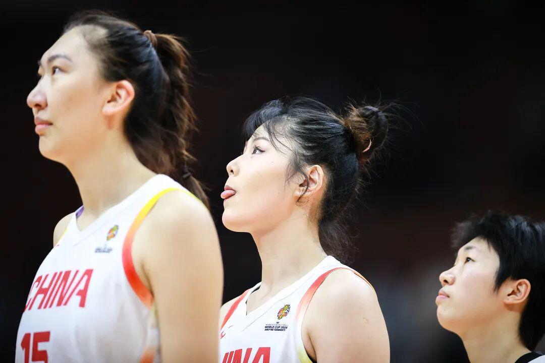 必赢体育官方入口-“双塔奇兵”打崩对手！中国女篮首战轻取马里